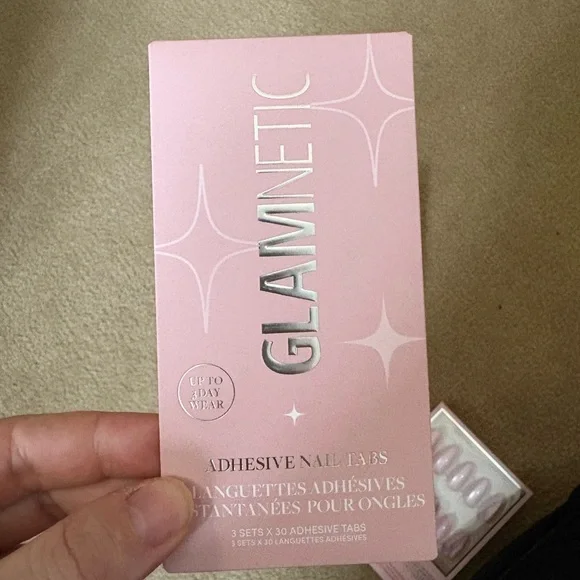 Glamnetic Pink Press-On Nails - Picture 3 of 4